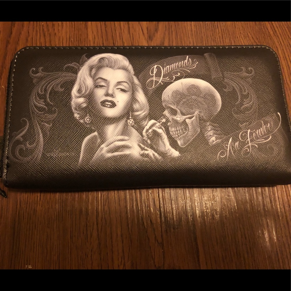 Marilyn Monroe wallet